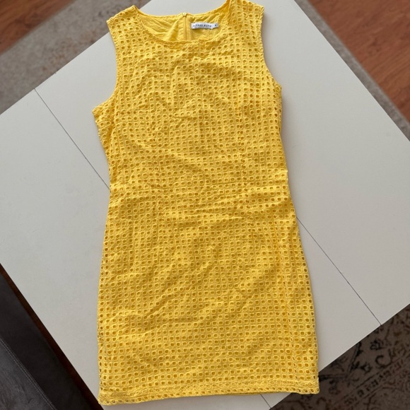 ALFRED SUNG Vintage Quite Luxury Yellow Eyelet Embroidered Sleeveless Dress 8 - Picture 7 of 7